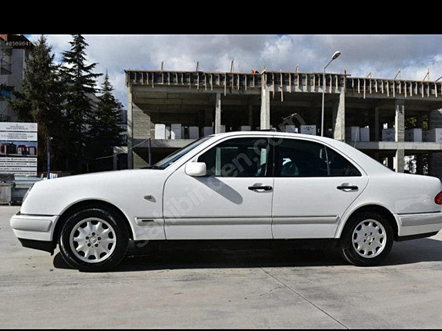Sahibinden 1998 Model Mercedes E 105 000 Tl Ye Araba Com Da