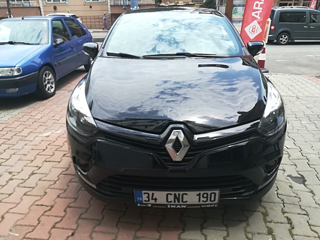 2019 Renault Clio 0.9 Benzin - 8816 KM