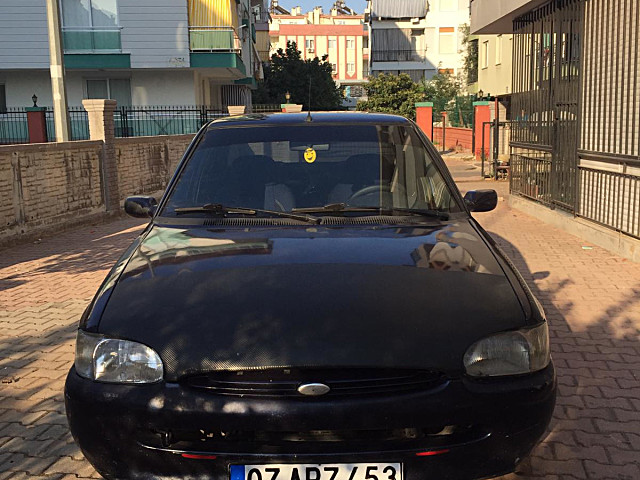 1997 FORD ESCORT 1.3 CL