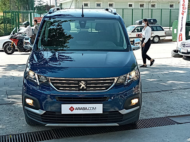 2019 Model 2. El Peugeot Diğer Diğer - 11200 KM