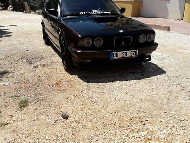 BMW 520 AILE ARACI
