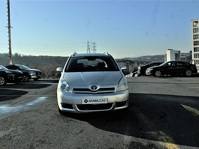 2007 Model 2. El Toyota Verso 1.8 Elegant - 272000 KM