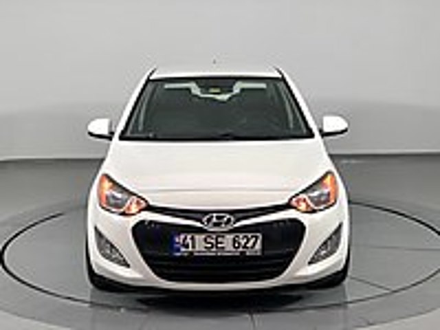 BOYASIZ DEĞİŞENSİZ HASAR KAYITSIZ DÜŞÜK KM FULL DONANIM EKSTRALI Hyundai i20 1.2 D-CVVT Sense