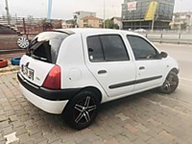 EGE OTOMOTİVDEN 2001 RENAULT CLIO 1.4 HB KLİMALI LPG Lİ Renault Clio 1.4 RTA