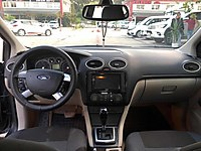 OSMANLI OTOMOTİV 2006 focus 1.6tdci otomatik 220.000km Ford Focus 1.6 TDCi Ghia