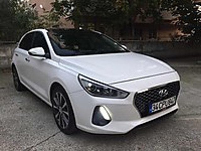 2017 Hyundi i30 1.4 T-GDI Elite OTOMATİK CAM TAVAN Hyundai i30 1.4 T-GDI Elite