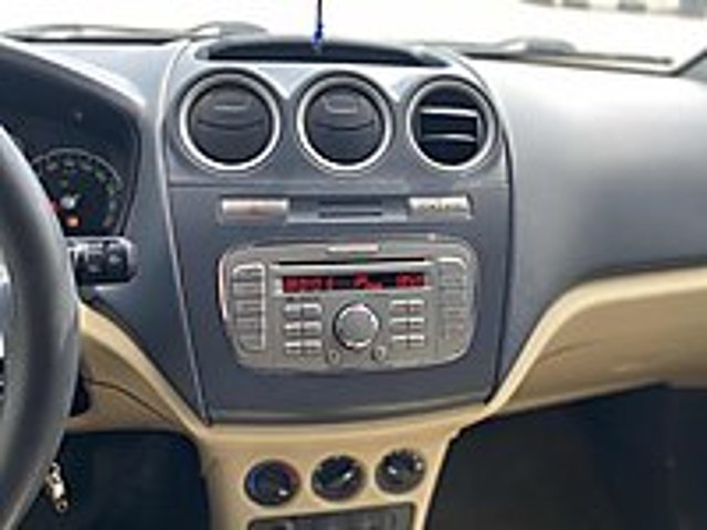 2012 MODEL BOYASIZ 150 BİNDE 110 GLX Ford Tourneo Connect 1.8 TDCi GLX