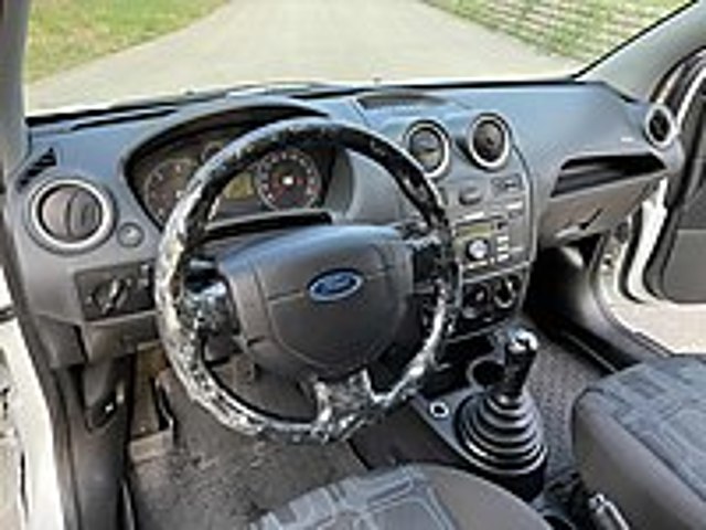 FORD FİESTA VAN 1.4 TDCİ CAMLI KOLTUKLU TAMAMINA KREDİ Ford Fiesta Van 1.4 TDCi