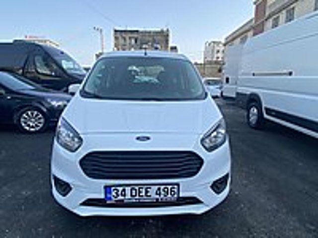 AĞAOĞLUNDAN 2020 MODEL FORD TOURNEO COURİER 100HP ADETLİ Ford Tourneo Courier 1.5 TDCi Delux