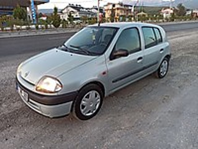 temiz ve bakımlı bir araçtır Renault Clio 1.6 RTE