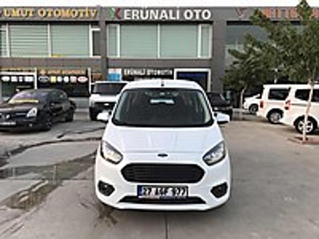 2020 FORD COURİER 100 HP 20 BİN KM HATASIZ Ford Tourneo Courier 1.5 TDCi Delux