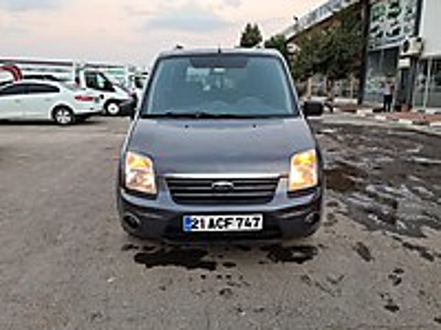 FORD CONNECT 75 DELÜX 140 BİNDE HASARSIZ Ford Tourneo Connect 1.8 TDCi Deluxe